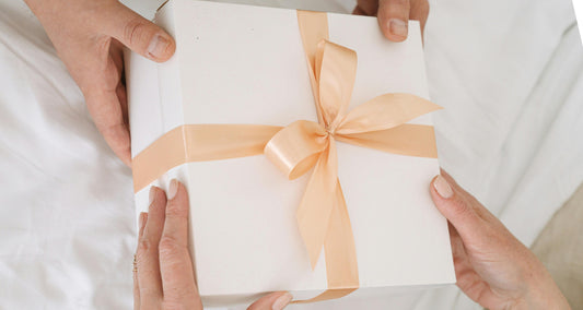 Boost Employee Satisfaction with Modern Corporate Gifting Trends
